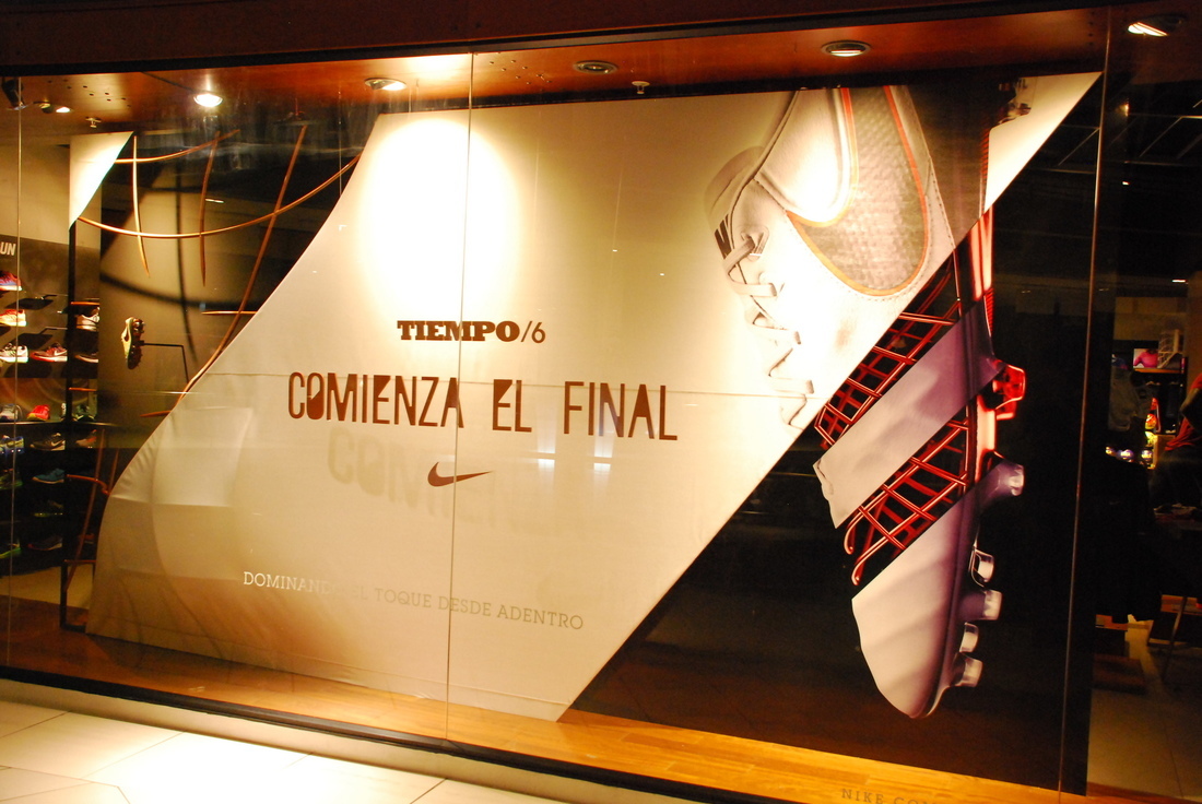 vitrina-nike