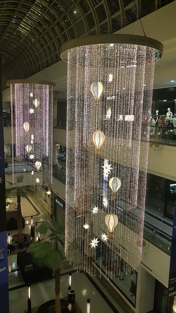 Eventos Navidad Alto las Condes Navidad 2023 caída de luces y decoración fase final