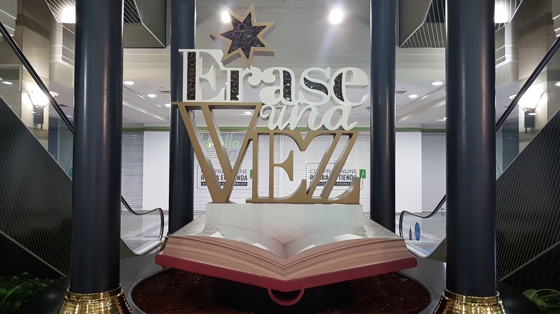Eventos Navidad Alto las Condes Navidad 2024 Elaboración escenografía erase una vez fase final