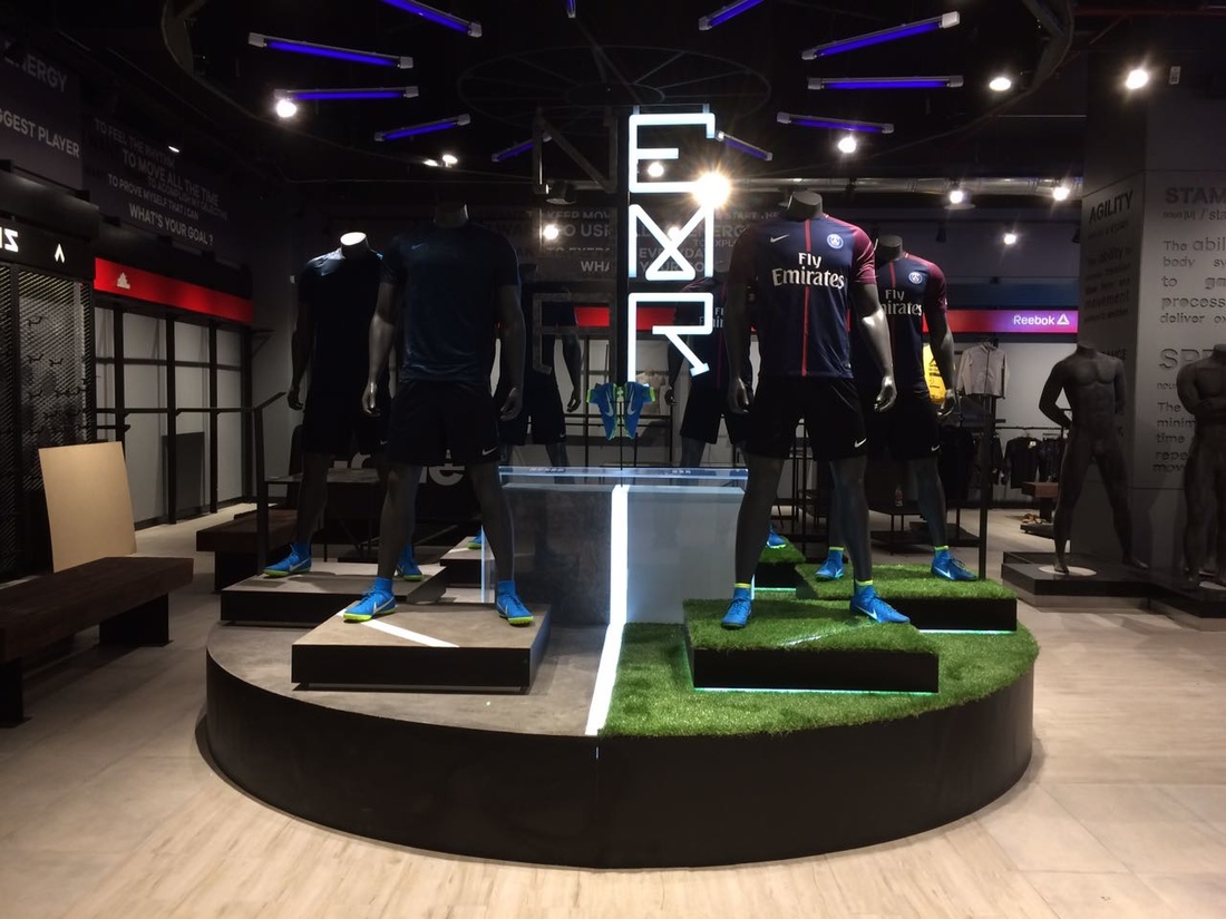 Stand Nike Neymar 8 fase final y montaje