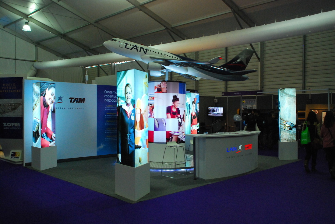 Stand Tam Airlines 5 fase final montaje