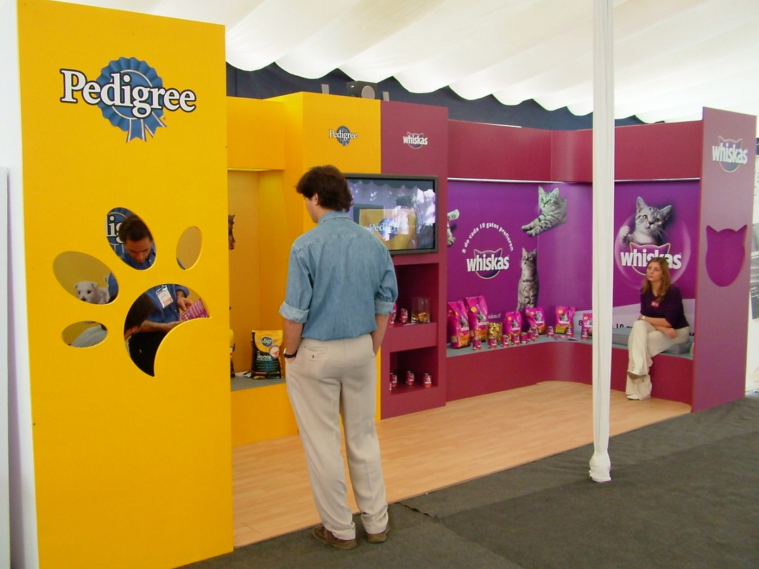Stand Wiskas Pedigree 2