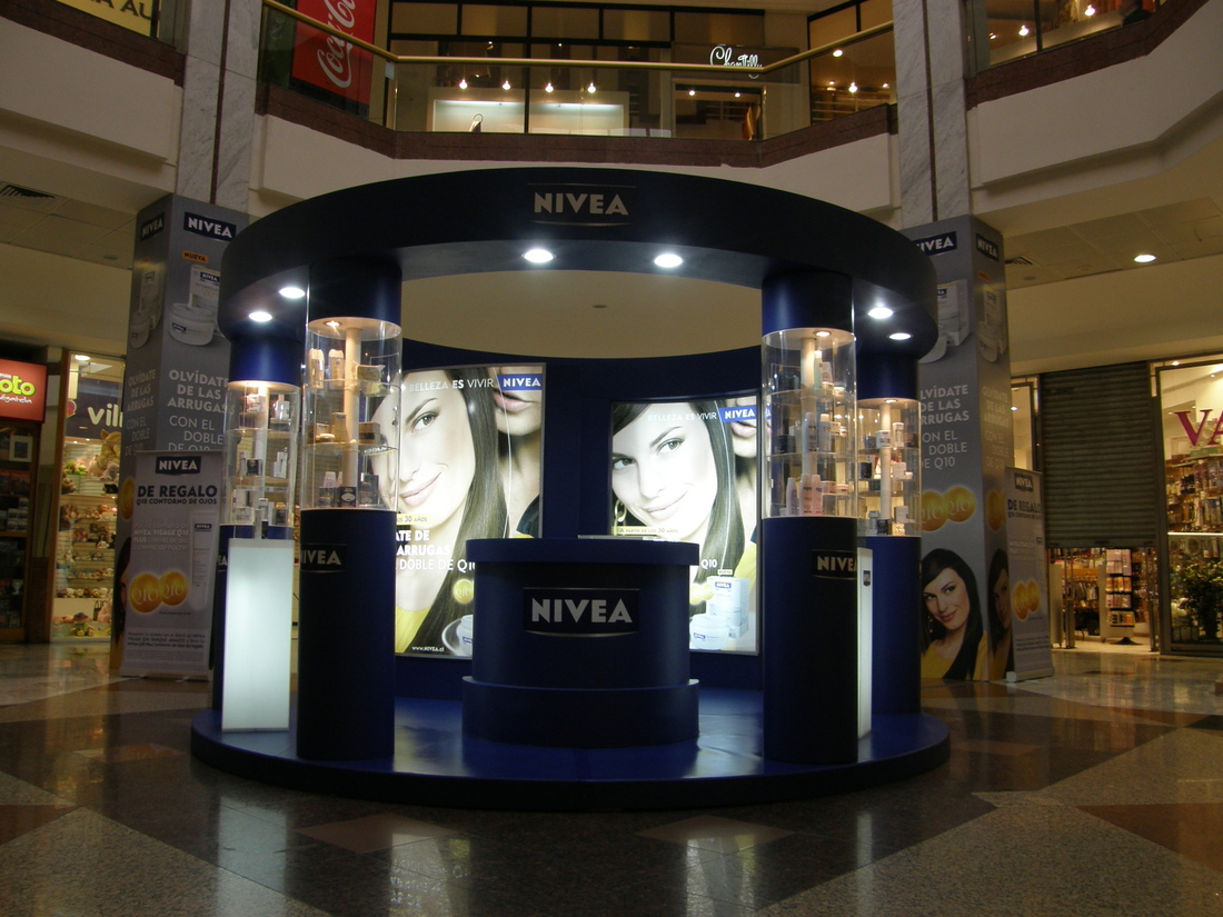 Stand varios Nivea