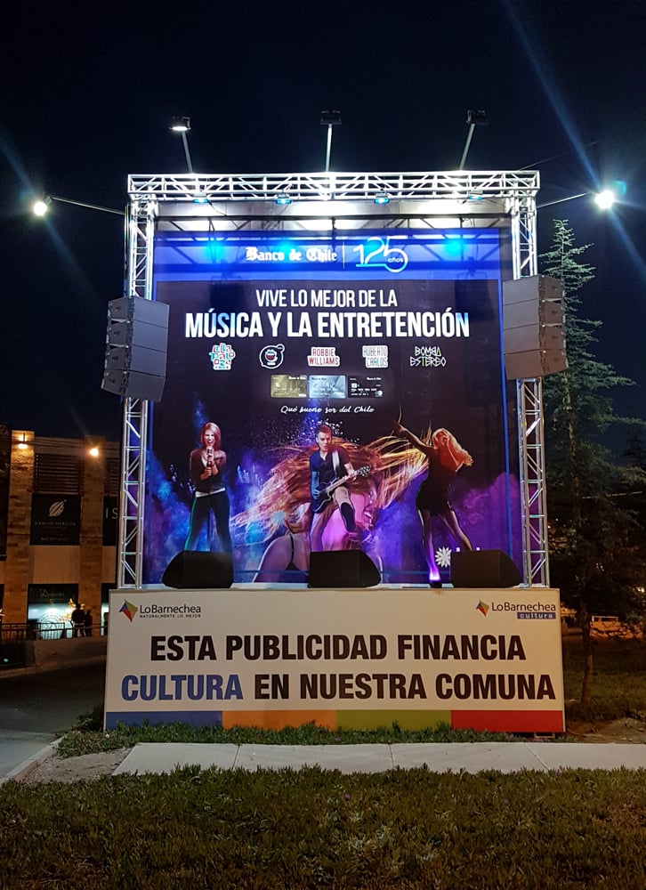 Vía Pública Letrero Bancode chile 4